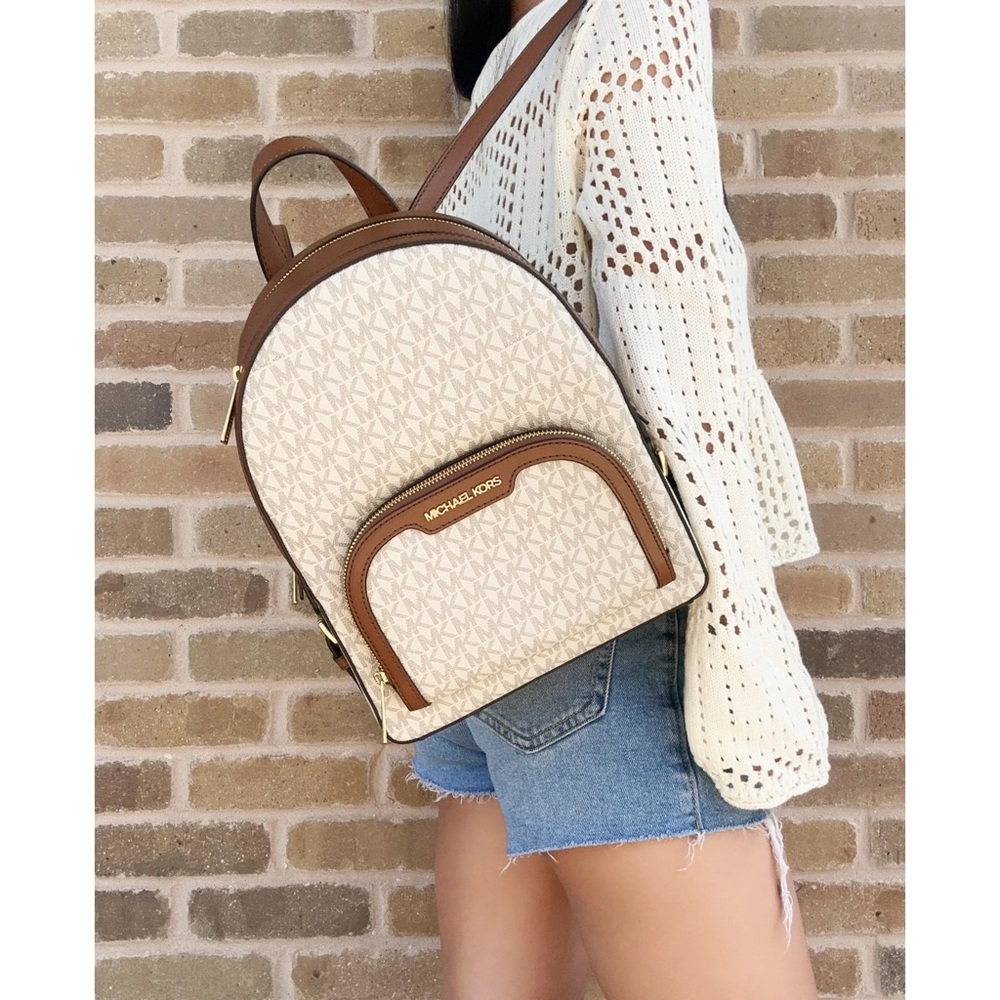 Michael Kors Jaycee Medium Vanilla Backpack